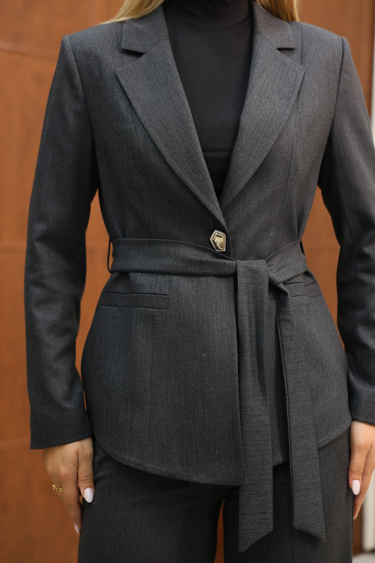 Kuşaklı Tek Düğmeli Blazer Ceket ve Pantolon Takım - 7869