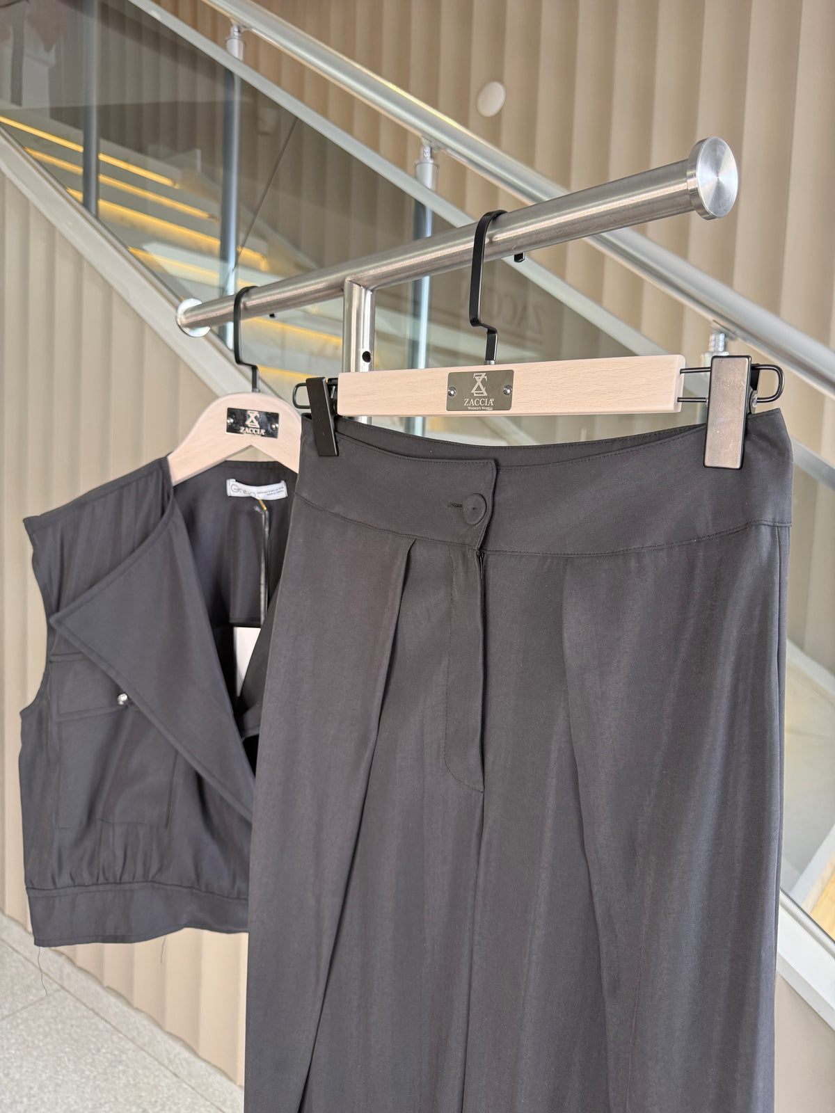 Modal Yelek ve Pantolon Takım-on-3030