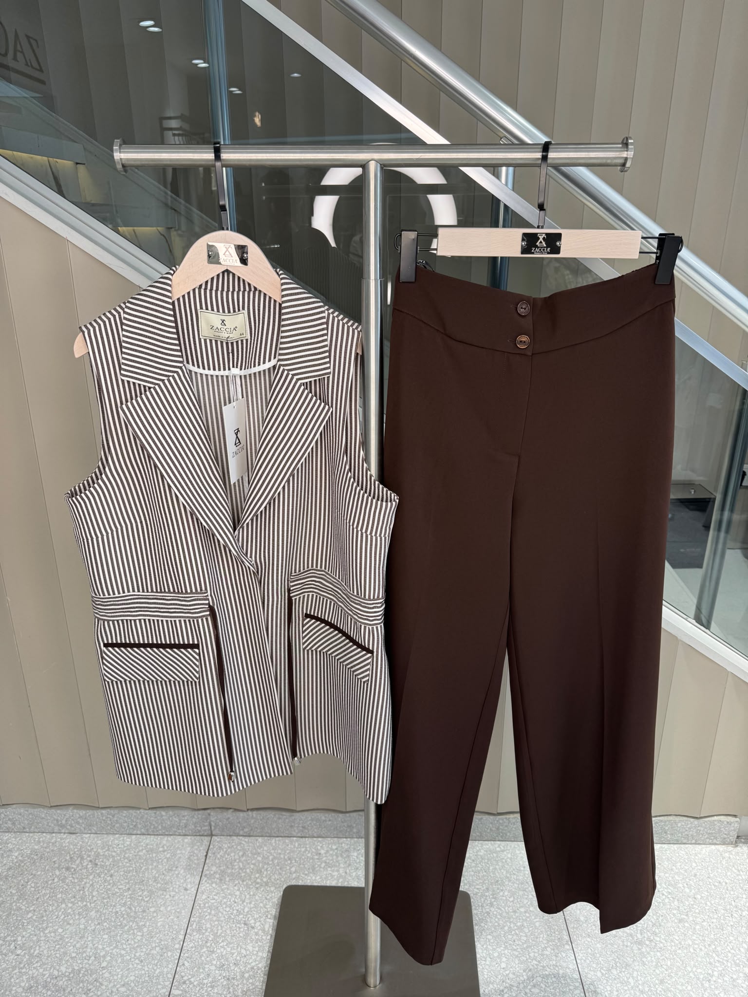 YELEĞİ ÇİZGİLİ YELEK PANTOLON TAKIM-8617