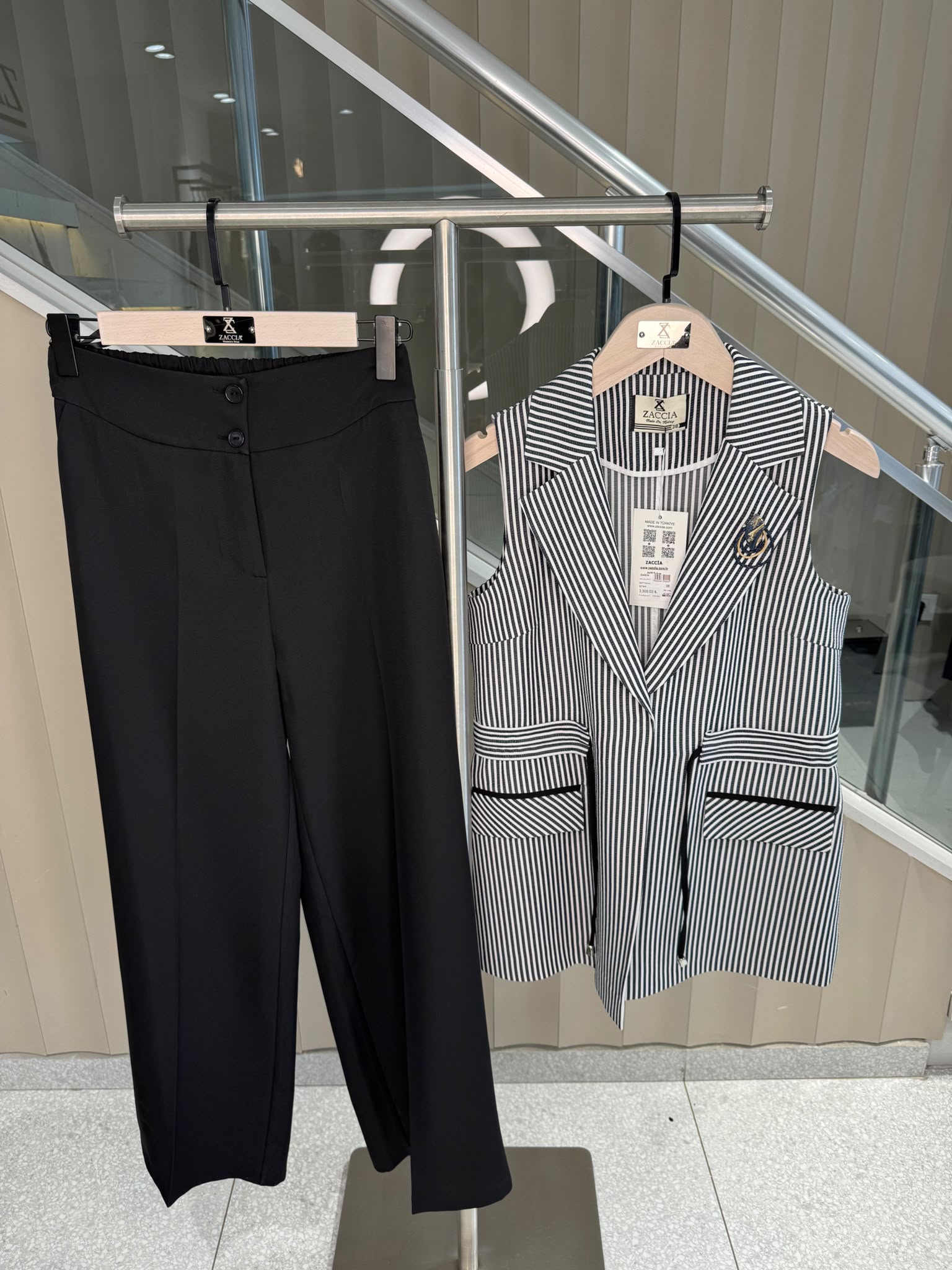 YELEĞİ ÇİZGİLİ YELEK PANTOLON TAKIM-8617