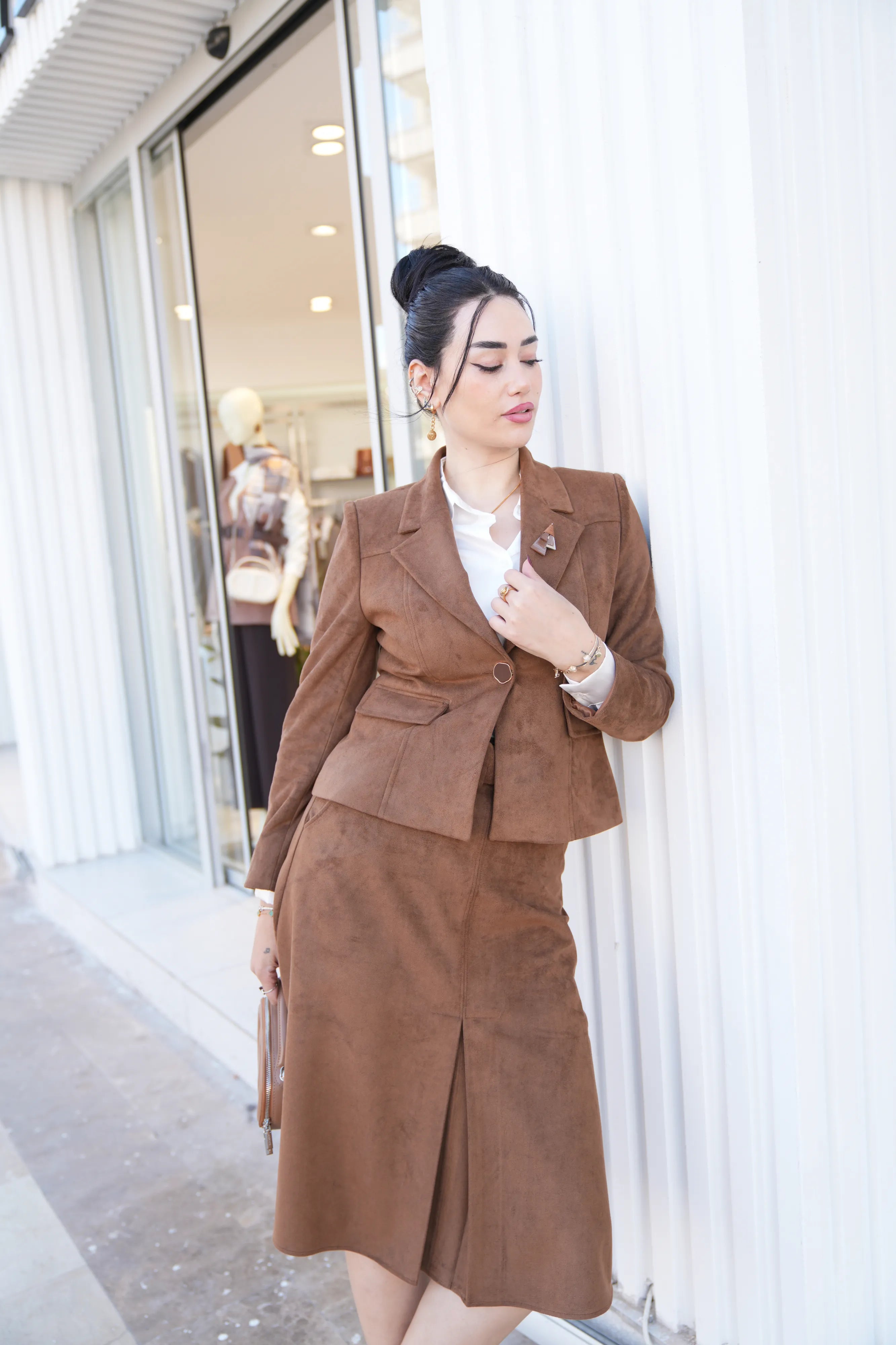 Midi Etekli Süet Takım